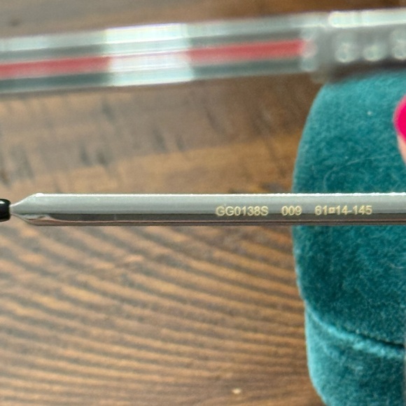 GUCCI GG138S Unisex Aviator Web Sunglasses - Picture 7 of 11